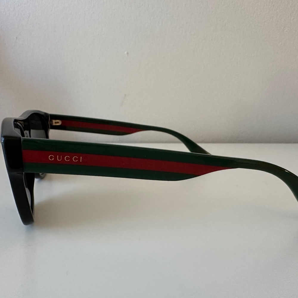 Gucci Sunglasses - Picture 3 of 5